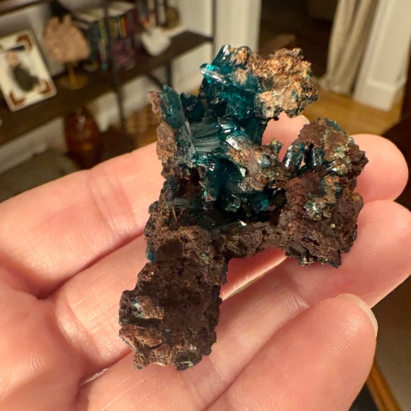 Dioptase - Picture 5 of 6
